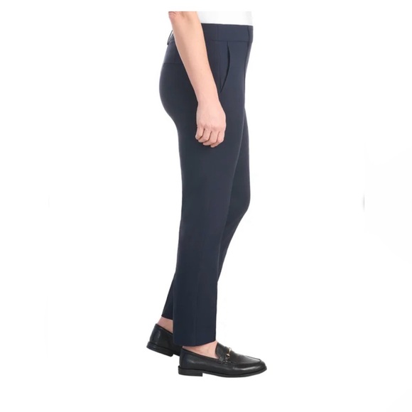 Hilary Radley Women’s Pull-On Pant - Picture 2 of 7